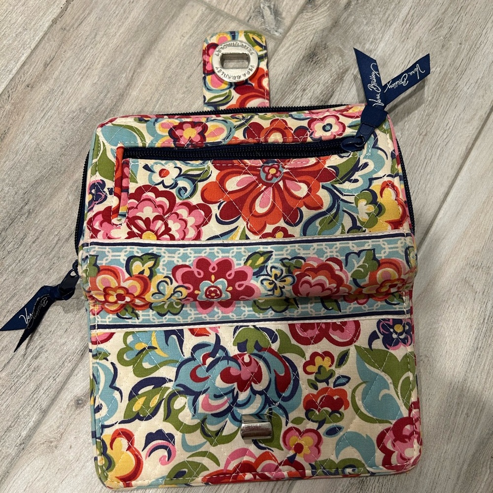 Vera Bradley Floral Patterned Women's Bag and Wallet Set - Picture 3 of 4